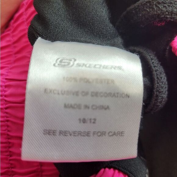 Skechers Active shorts L10/12 - Picture 3 of 4